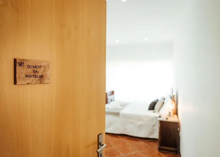 別荘 Quinta Da Ponte By Geres Casas *