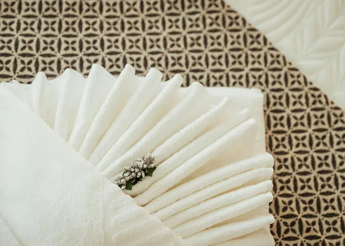 別荘 Quinta Da Ponte By Geres Casas